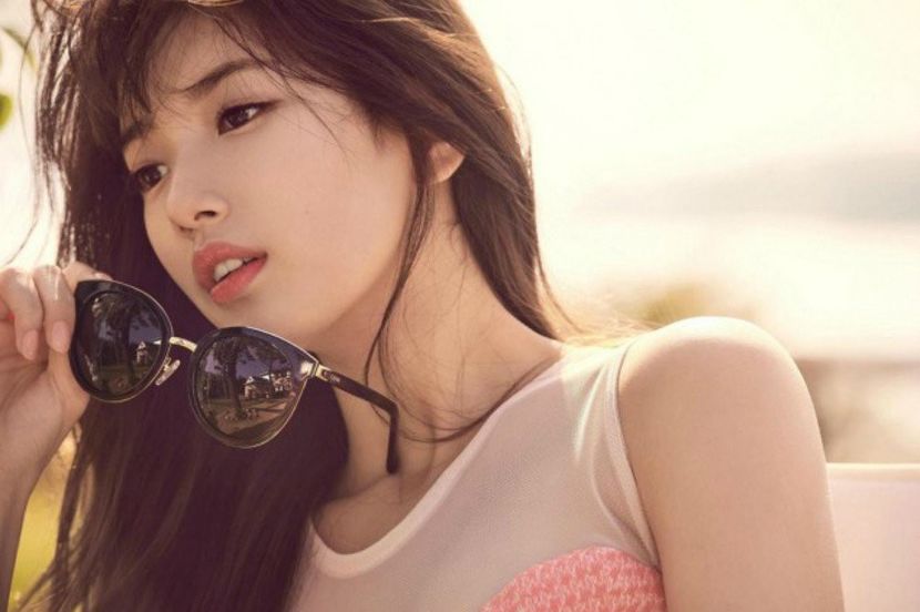 Nu pot să cred. De ce m-ai muşcat? Eşti un mare prost. * merge înapoi trântind uşa în urma ei* - The Vampires Ep 040