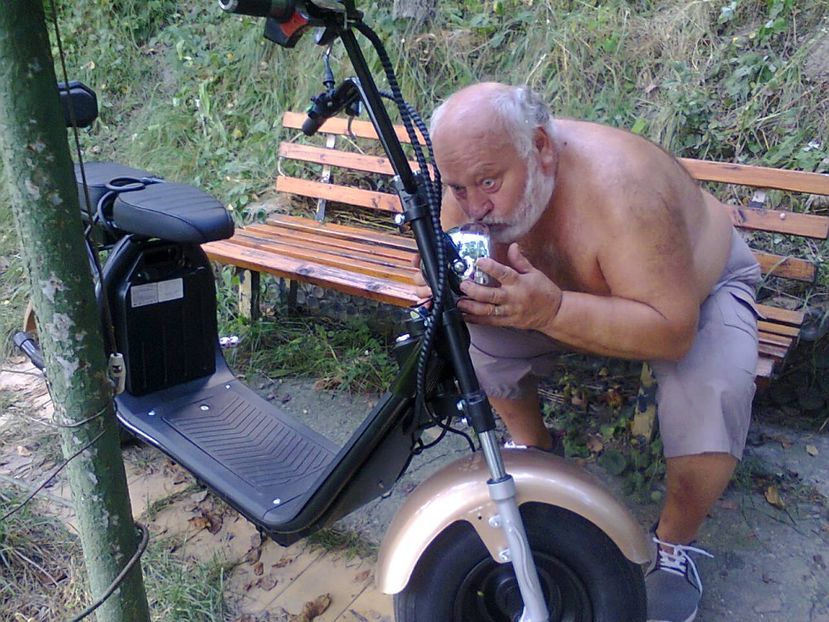 Fotografie4130 - 2018 SCUTER CADOUL DE ZIUA LUI AUREL 11 august