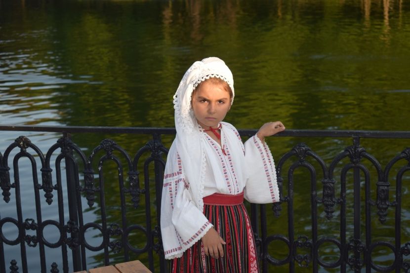  - HAI LA HORA HAI LA JOC!