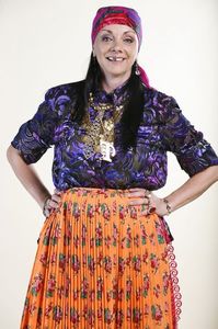 Haoleoooo mamikaaa sa-ti mananc eu gura...*se opreste*Ce ti-ai facut in cap? - episodul 54