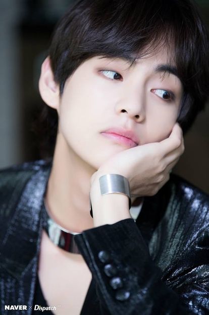  - V_Taehyung Version - Photoshoot