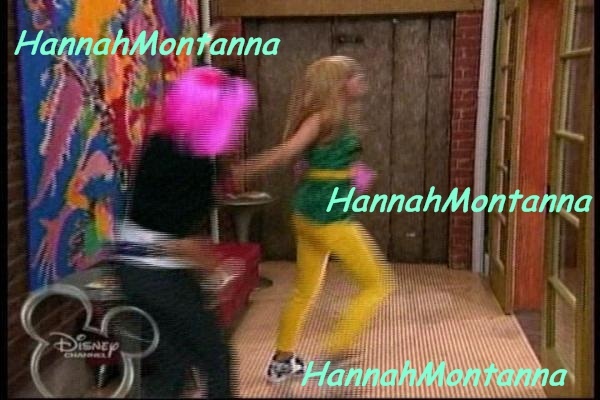 13 - Hannah Montana 3 Episodul Papas Got a Brand New Friend