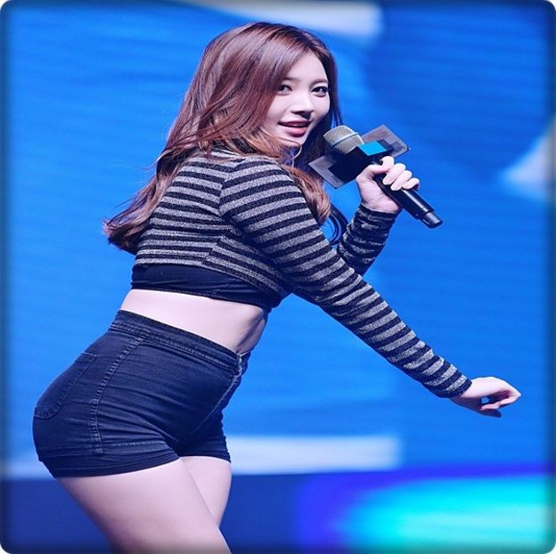 → o.o Asta e prima dată când chiar taci T.T .. O, Doamne, de ce e tot pe dos? T.T - THSJ - Episodul 05