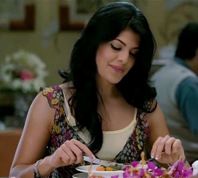 E ceva cu anul asta..de ramaneti toate:)) - episodul 56