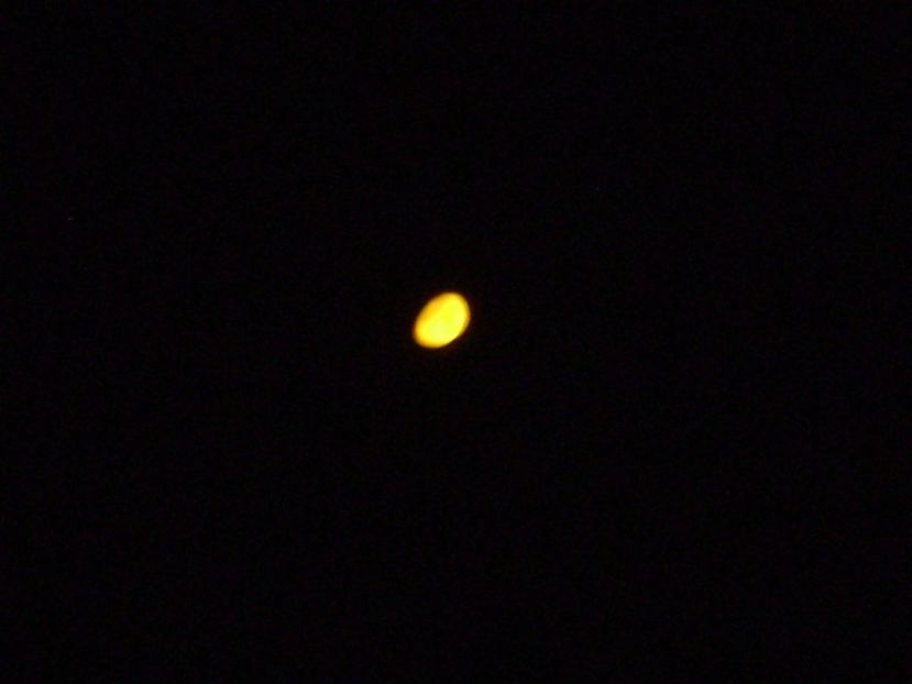 Luna in crestere in Capricorn - Luna - Soarele si norii - 1
