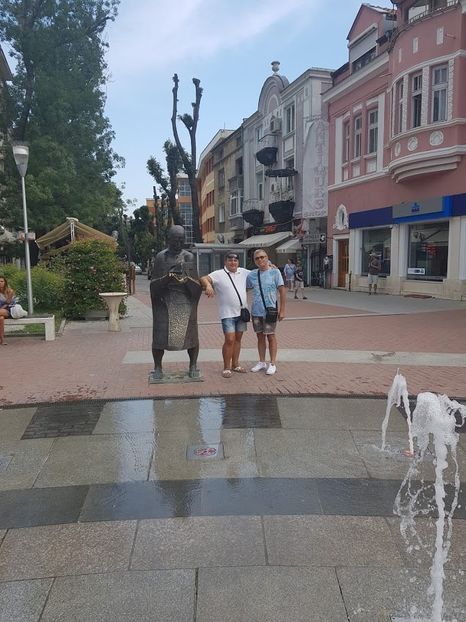  - 2--PORUMBARI PASARARI PRIETENI