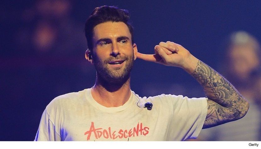 *i.s.*Nu se aude nimic,deci dorm..Hai sa desuflam salteaua Madalinei si lui Mihai.. - episodul 57