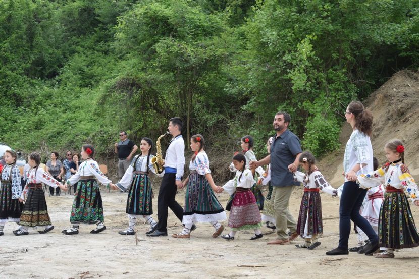  - HAI LA HORA HAI LA JOC!