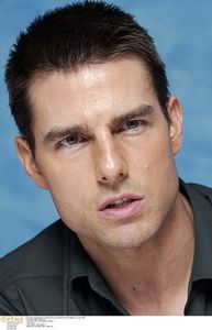 *se ridica in kwr si raspunde la telefon* - episodul 57