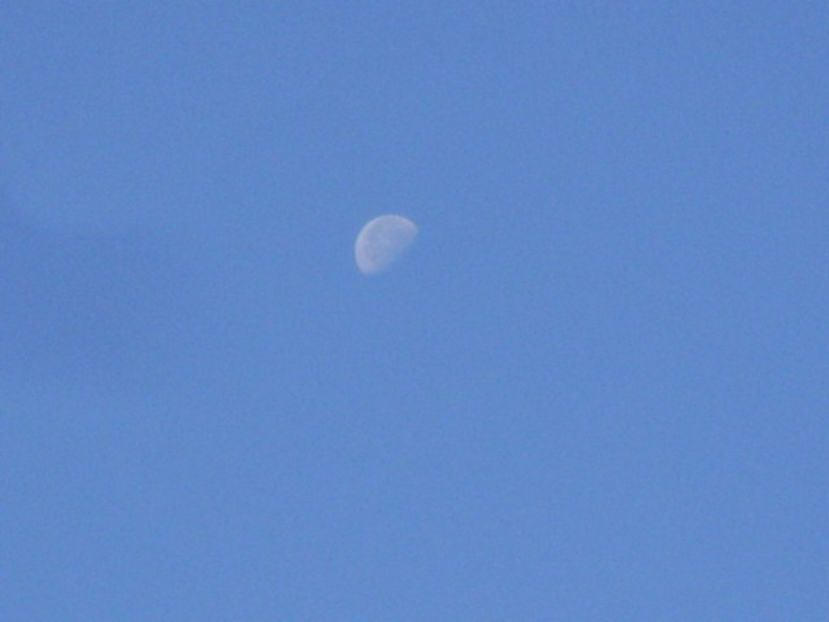 Luna in scadere in Taur - Luna - Soarele si norii - 1