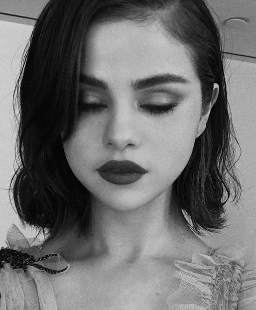  - 01aa Selena - 01