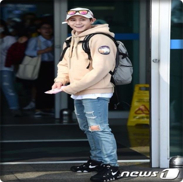 → [râde] Păi nici nu vreau să-ți convină ție. N-am nevoie să convină nimănui. Și nu, nu le - THSJ - Episodul 08