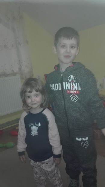  - COMORIILE FAMILIEI