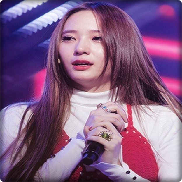 → Nu mai pot să fac asta.. iartă-mă. [mișcă din cap în sens negativ] - THSJ - Episodul 12