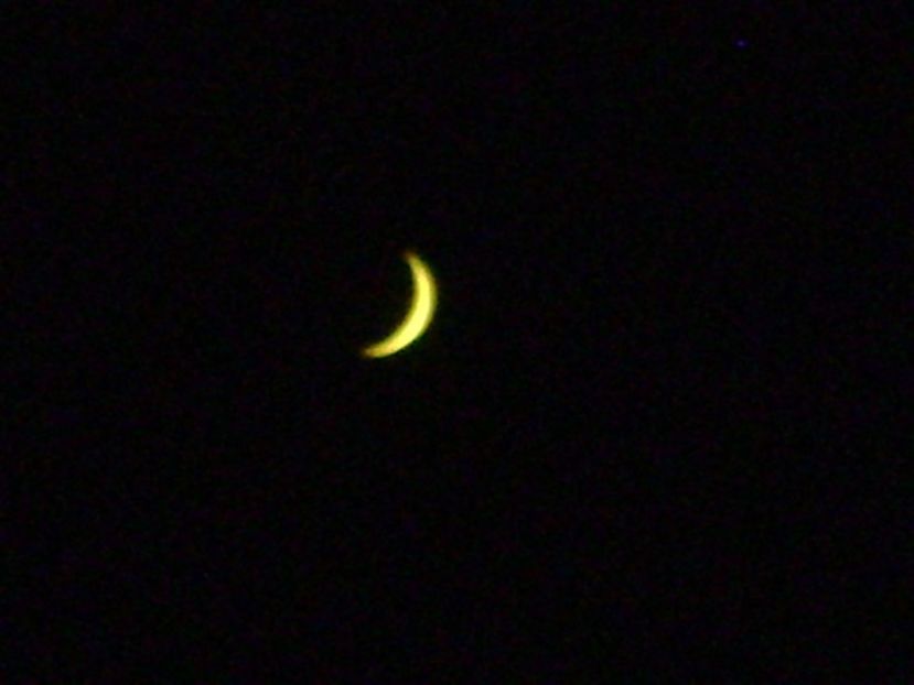 Luna Noua in Balanta - Luna - Soarele si norii - 1