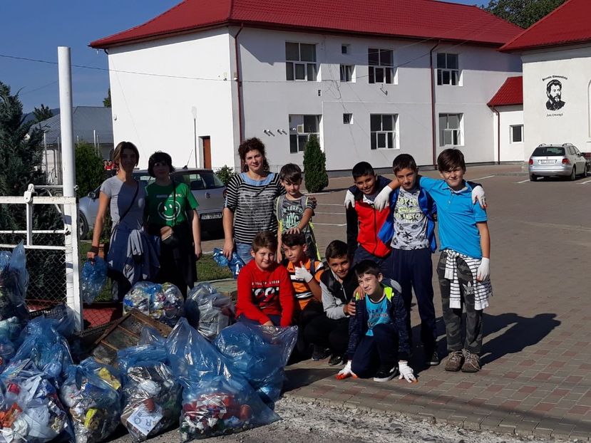 IMG-20180915-WA0006 - lets do it romania sept 2018