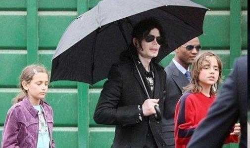 a__a_arat___copiii_lui_michael_jackson_c35e460