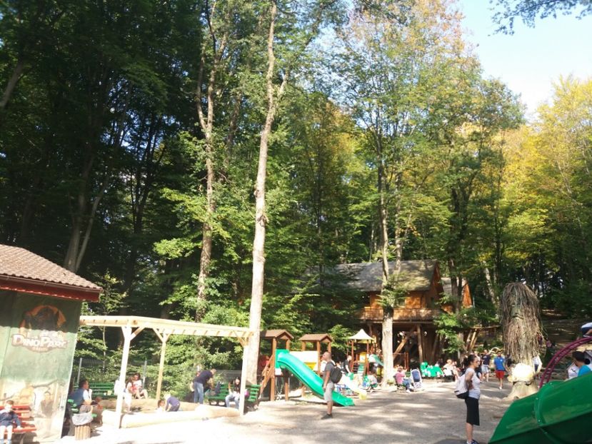  - Dino parc Râșnov