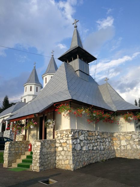 Mănăstirea Stana de Vale - Romania in imagini - din calatoriile mele