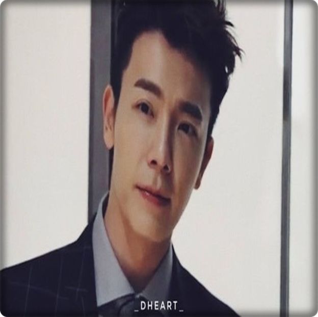 → Numele meu e Jackson, în sfârșit. Încântat, Cleo. Și da, e o invitație. Obișnuiesc să merg - THSJ - Episodul 14