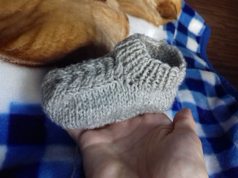 Botoşei cu torsadă și elastic englezesc (pentru bebeluși)♡♡ - Tricotaj - Lucrarile mele