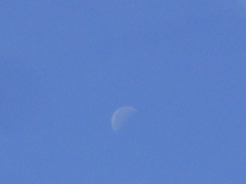 Ultimul patrar - Luna in Rac - Luna - Soarele si norii - 1