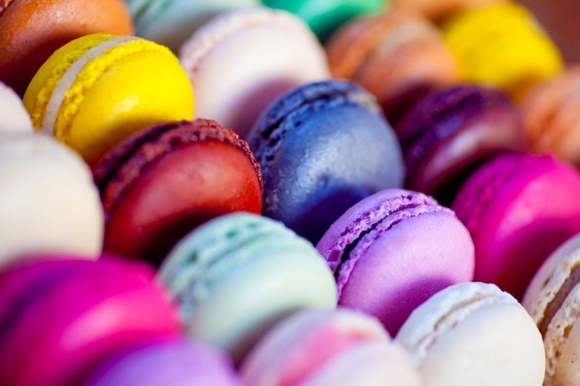 gateauxpatisserie-paris-macarons-couleurs - 2-Marita-te cu mine stii ca n-o sa-ti para rau-2