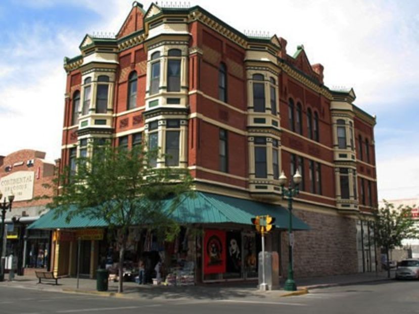 (in El Paso, tot in acea seara) - Episode 01