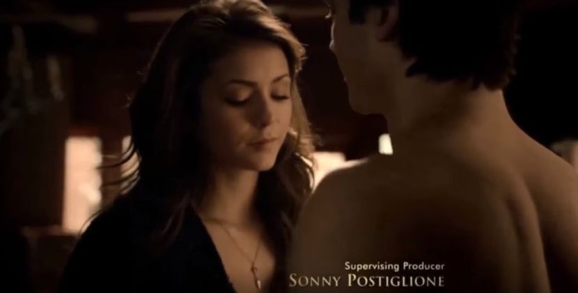 A - *Se uita scurt in jos apoi trece pe langa el ca sa iasa - Episode 01