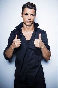 Continua asa, si ramanem doar eu cu Amy angajati..cine mai face unghiile, cine mai e coafeza? - episodul 60