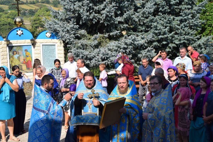  - Hramul Bisericii Adormirea Maicii Domnului Chioselia
