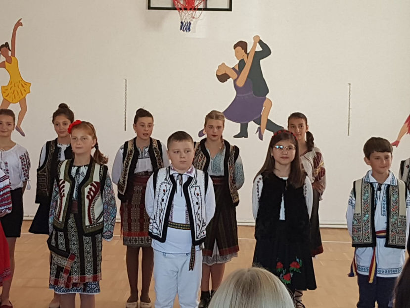 la scoala noastra (3) - vizita colegilor din Cernoleuca