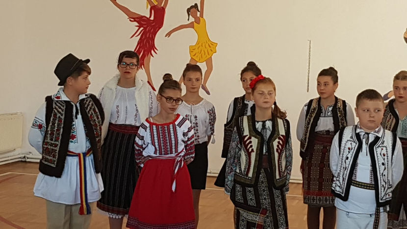 la scoala noastra (4) - vizita colegilor din Cernoleuca