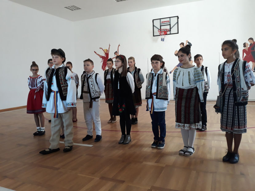 la scoala noastra (48) - vizita colegilor din Cernoleuca