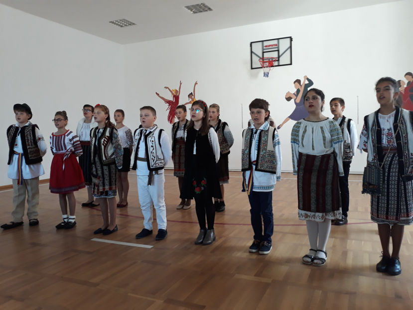 la scoala noastra (55) - vizita colegilor din Cernoleuca