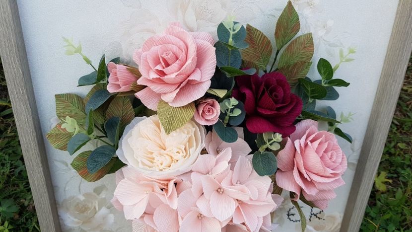 received_322536294967073 - Flori de hartie