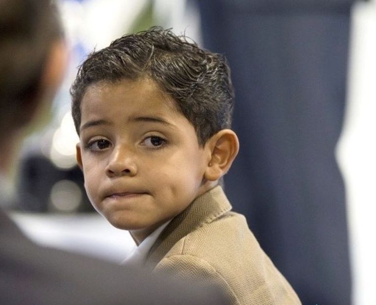 Cu 4 luni, mama...Stiti ceva? Daca nu-mi spuneti caut eu acum *deschide Google pe telefon* - episodul 61