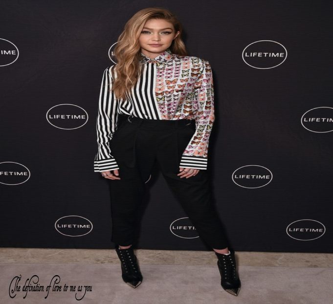 ❧ℭッ ๅ́α̢ɹǝ͢м҉ǝнdǝ✘ Imi dau ochii peste cap fiind un gest instinctiv, apoi imi proptesc podul - SO1xE01 Who are you to judge