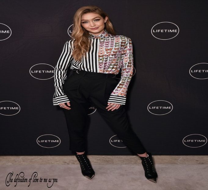 ❧ℭッ ๅ́α̢ɹǝ͢м҉ǝнdǝ✘ "ne mutam pe un Fitzgerald sau Emilie Bronte." Imi las picioarele sa se - SO1xE01 Who are you to judge