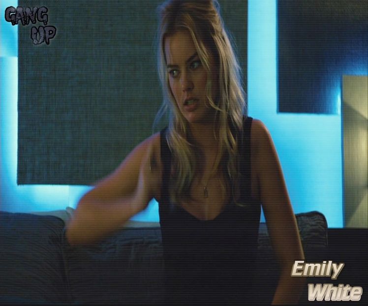 - Mă urc pe locul din dreapta șoferului și-mi pun centura, așteptând ca acesta să se urce + - Epii 28 _ Cant feel my face