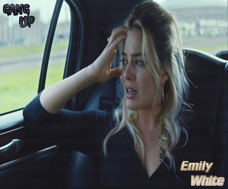 - Rămân în mașină și îl urmăresc cu privirea apoi mă uit pe geam pierdută, aproape plângând. =)) - Epii 28 _ Cant feel my face