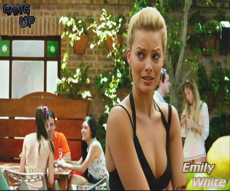 - Tresar ușor când acesta mă lovește peste f;nd și-l urmez, mă opresc la picioarele patului + - Epii 28 _ Cant feel my face