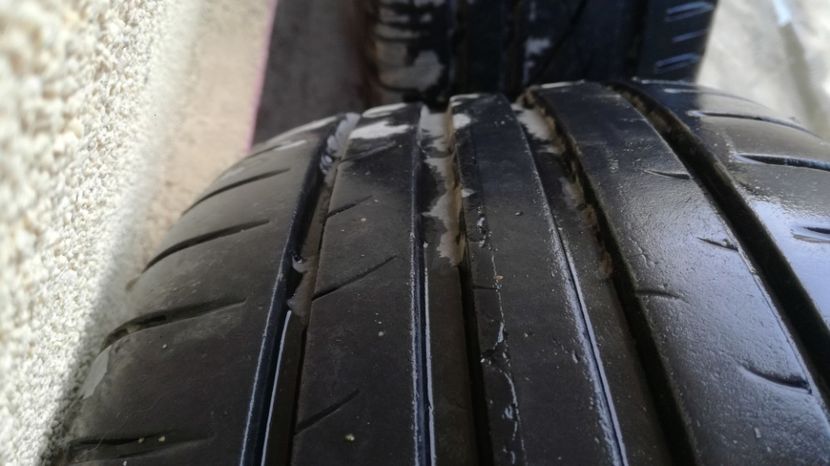  - De vinzare jante aliaj si anvelope