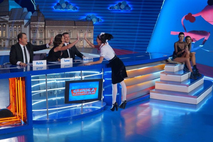 Cronica Carcotasilor - Cronica Carcotasilor Part 1