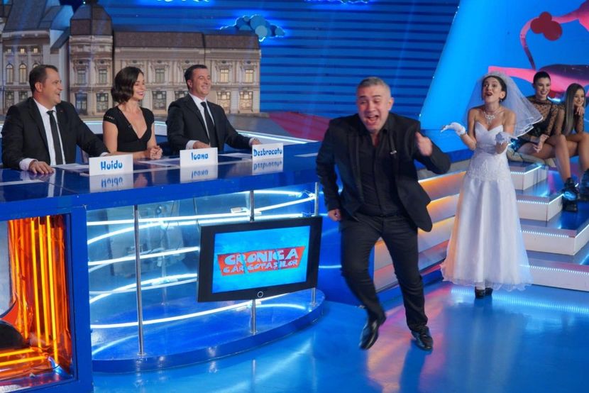 Cronica Carcotasilor - Cronica Carcotasilor Part 1