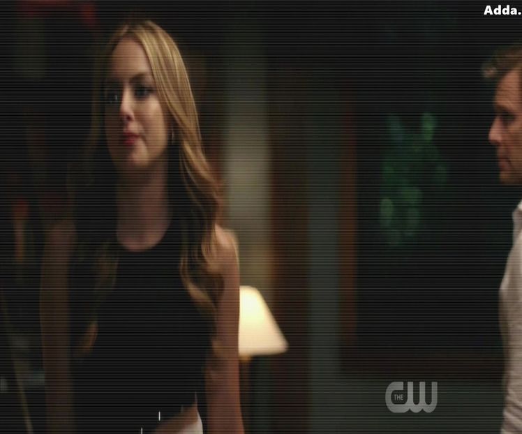 》*Nu îi răspund la întrebarea cu meritatul, ci îl las să vorbească, apoi zâmbesc ironic* Uite + - SO1xE01 Who are you to judge