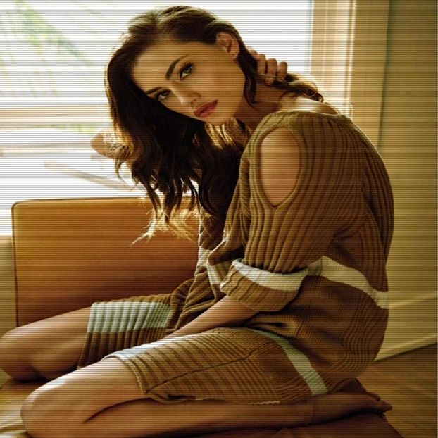 — ☽ Nu apuc să o previn pe Kristina aflându-se în următorul moment plină de făină din cap până - SO1xE01 Who are you to judge