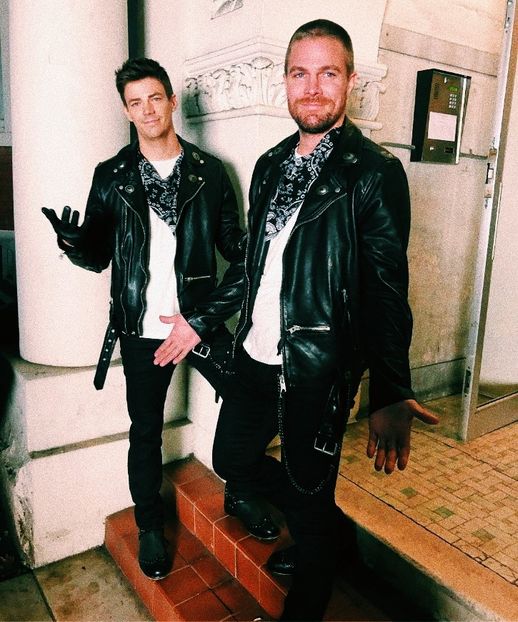 ⤑ᵖᶤᶰᵏĿЄ♏ØИÂÐЄ ┊# se abtine din a comenta dar ranjeste satisfacut ca(click - SO1xE01 Who are you to judge