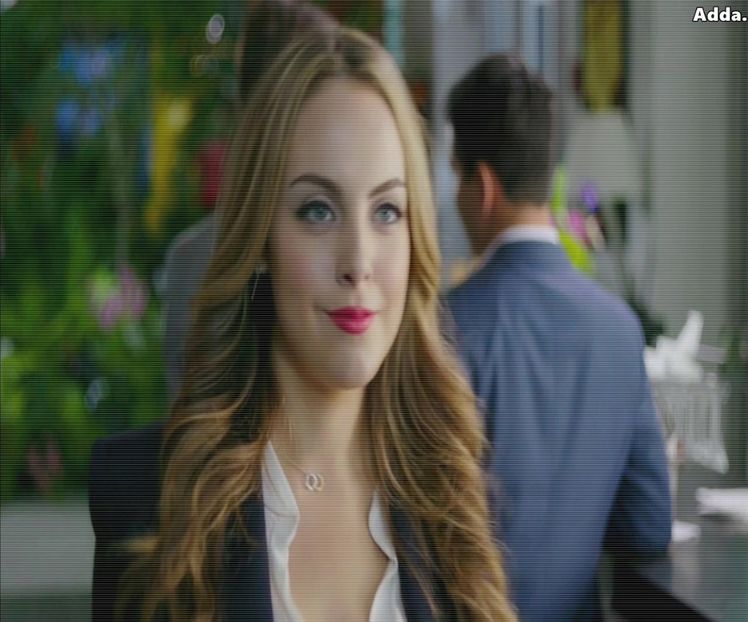 》*Zâmbește IP fetelor care treceau pe lângă ea când mergea spre cămin apoi când îl + - SO1xE01 Who are you to judge