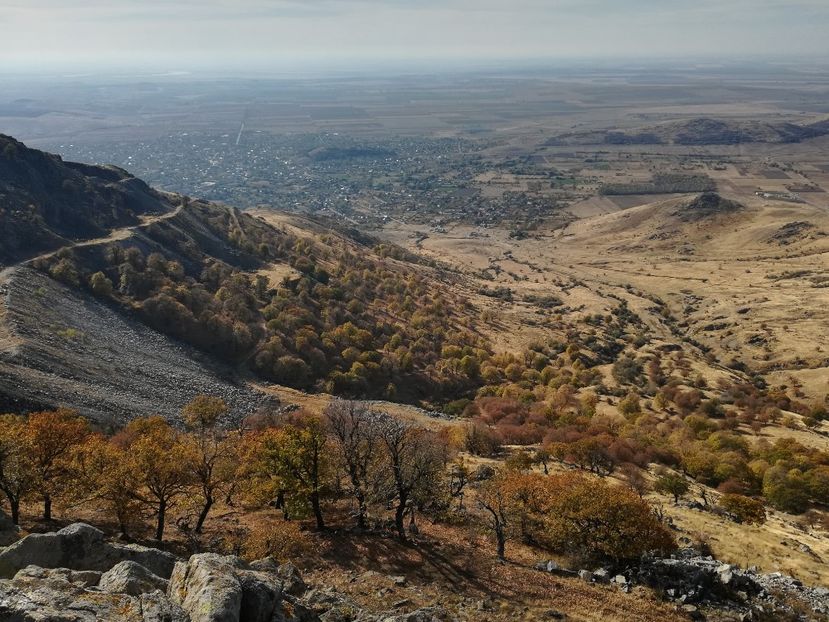  - Vârful Țuțuiatu